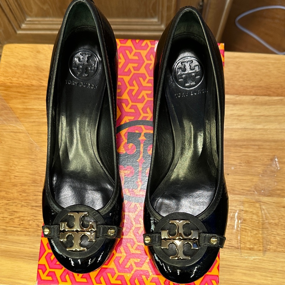 Tory Burch Black Heels with Gold Detailing